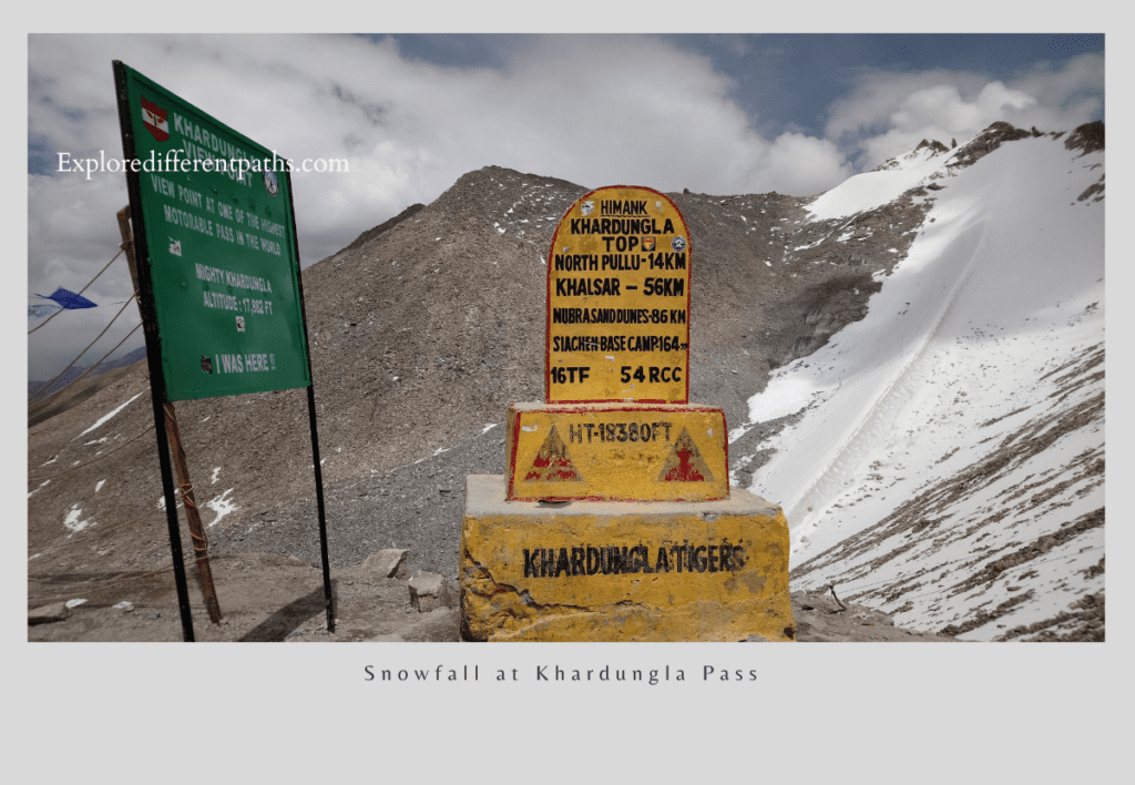 Snowfall at Khardungla Pass