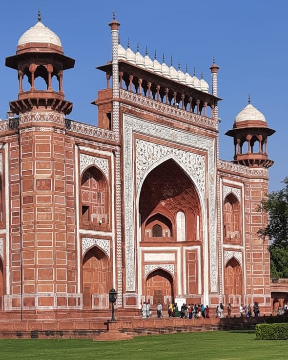 Taj-Mahal-Entrance