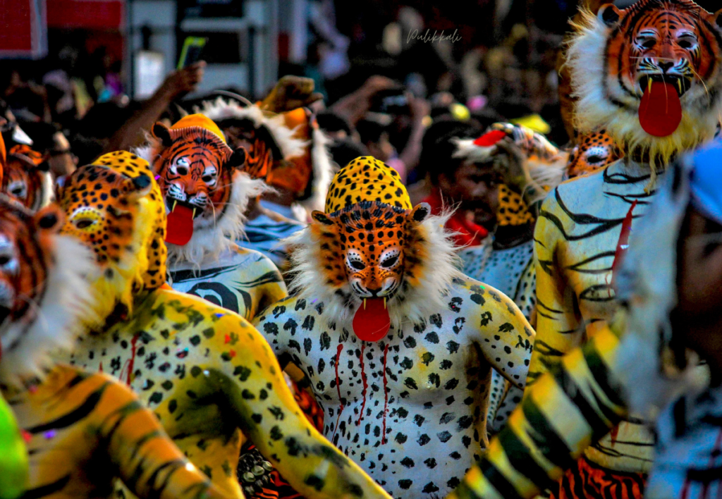 TAMIL NADU: PULIKKALI (TIGER DANCE)